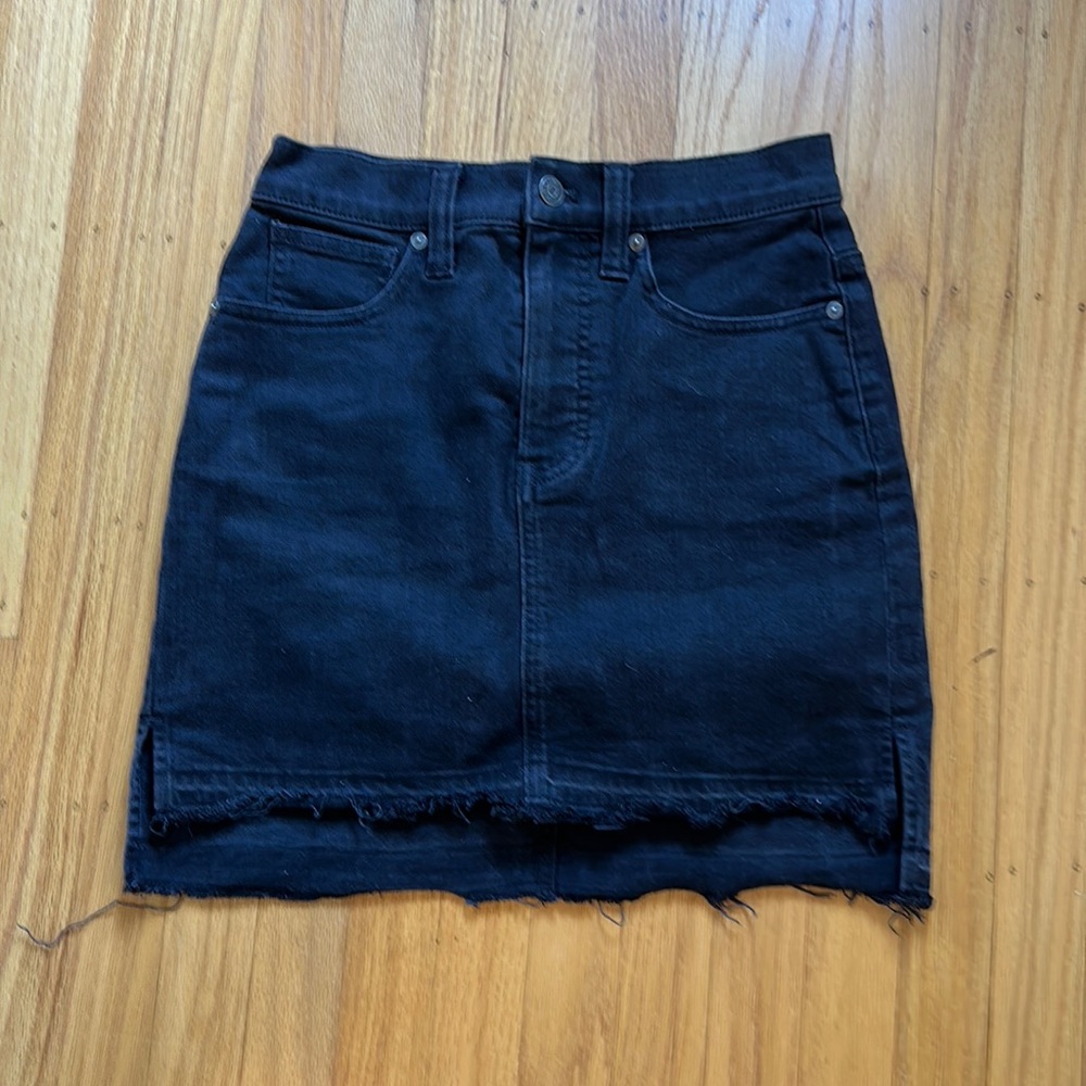 Madewell black denim skirt